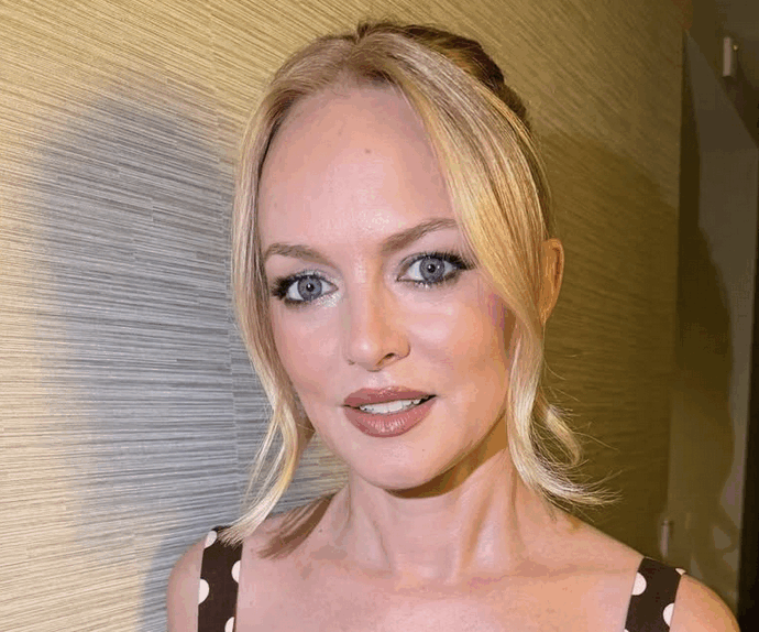 “Quando all’improvviso ti ritrovi una persona in più nella stanza che ti guarda mentre fingi di fare sesso è imbarazzante. Non mi servono indicazioni su come farlo”: così Heather Graham