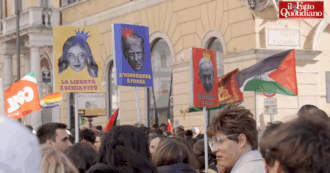 Copertina di Corteo No Kings, migliaia in piazza a Roma contro i re e le loro guerre: “Referendum ha sfiduciato il governo Meloni”
