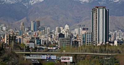 Copertina di Iran, attacco a base Usa in Arabia: 12 feriti. Lo Yemen si unisce alla guerra: primo missile contro Israele