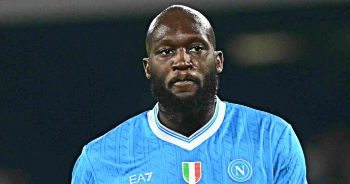 Lukaku-Napoli, è braccio di ferro: ascesa e discesa di Big Rom. Ora rischia di finire fuori rosa