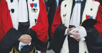 Copertina di Il Csm francese  fa  i complimenti all’Italia per il ‘No’