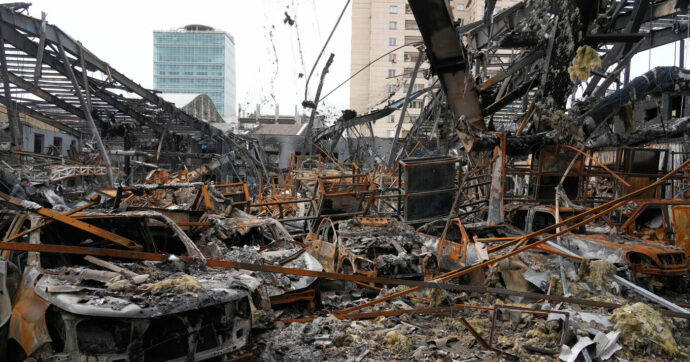 Guerra in Iran, media: “Il Pentagono si prepara a settimane di operazioni di terra”. Teheran replica: “Li aspettiamo”