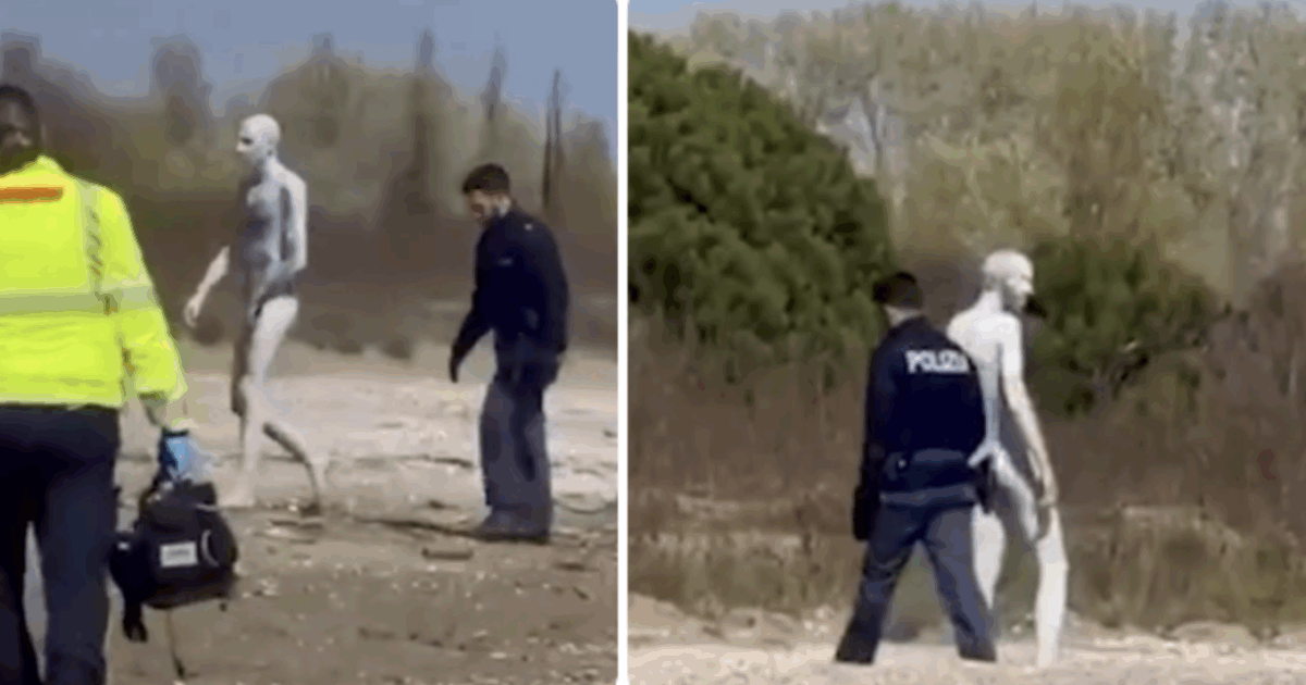 Uomo nudo e bianco come il gesso sdraiato sulla spiaggia, immobile: i passanti lo scambiano per un cadavere e scatta l’allarme