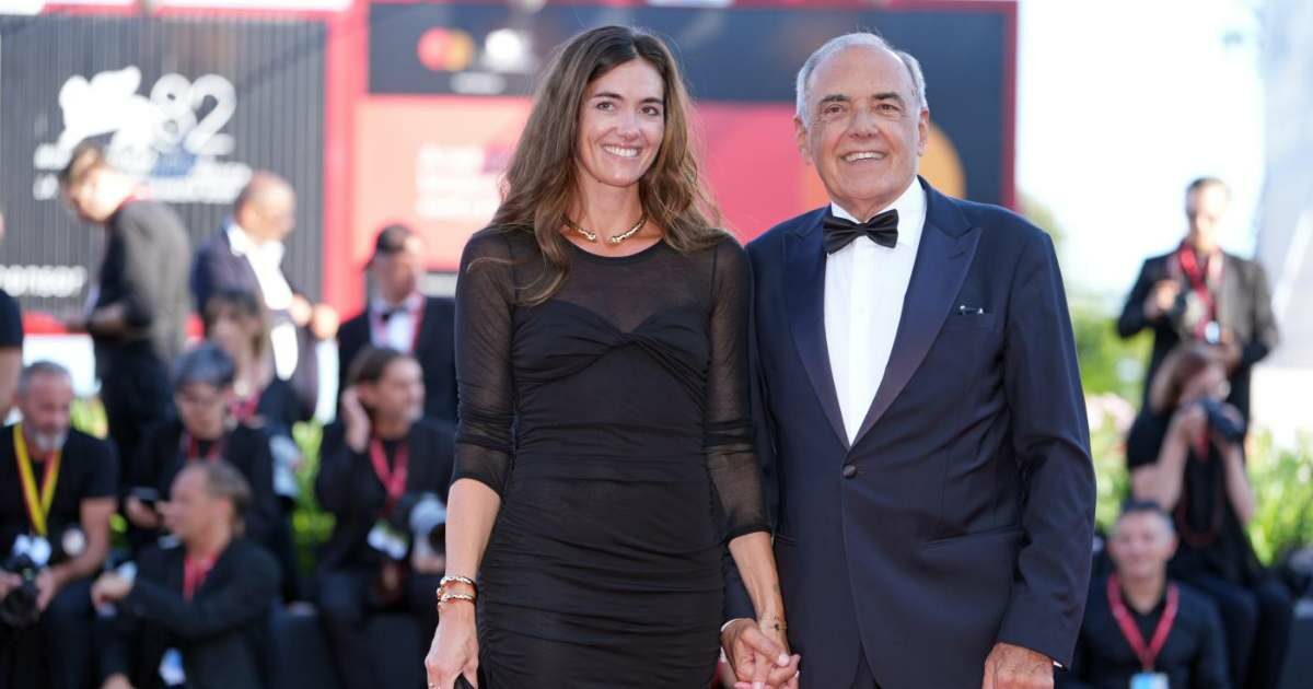 “Giulia aveva 27 anni, io 64. Faceva la stagista. Ci incrociamo in corridoio, ci guardiamo, ci innamoriamo. Pensavo di rovinarle la vita”: così Alberto Barbera