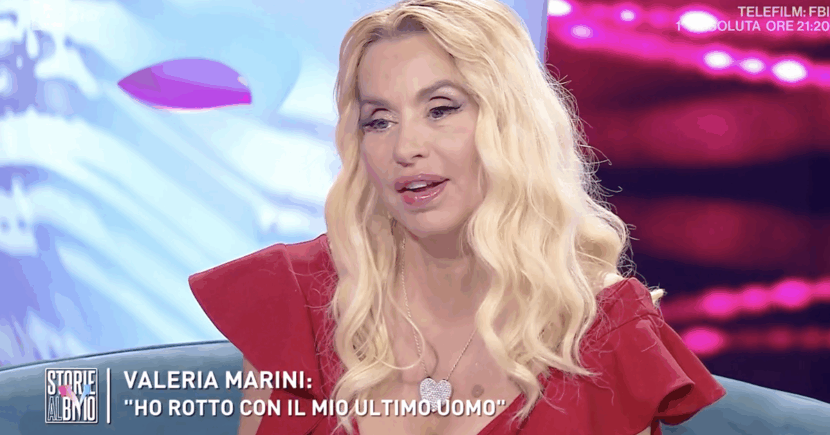 “Frassica mi ha offeso, ma lo perdono. Ho lasciato il mio ultimo fidanzato perché mi chiedeva di scegliere o lui o il mio lavoro”: Valeria Marini si sfoga