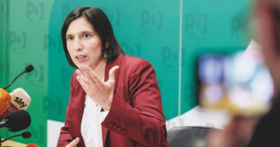 Copertina di Idea Bersani “federatore” per stoppare le primarie