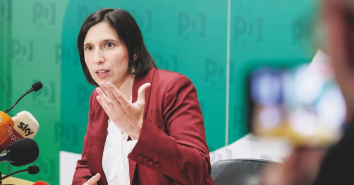 Idea Bersani “federatore” per stoppare le primarie