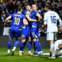 Copertina di Bosnia-Italia 1-1, iniziati i tempi supplementari: dubbi per un fallo di mano di Dzeko sul gol | Diretta