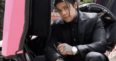 Copertina di Raffica di flatulenze maleodoranti in volo: famoso influencer pensa di fare uno scherzo divertente ma la compagnia aerea gli fa causa