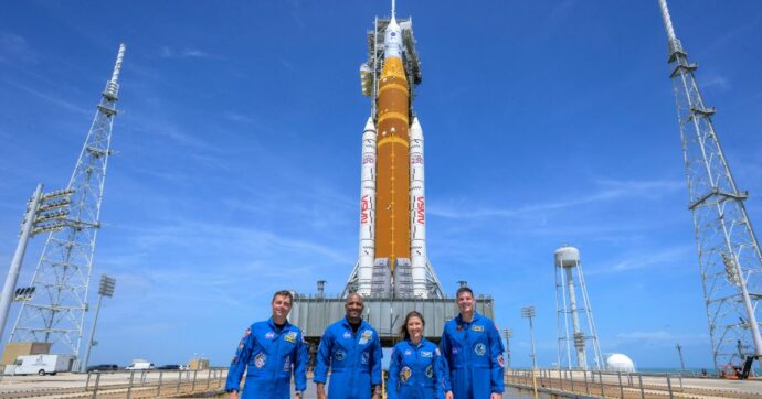 “Una missione epica”, gli astronauti pronti a una nuova frontiera. Iniziato il conto alla rovescia al Kennedy Space Center
