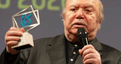 Copertina di “Dormivo nei vagoni dei treni, non mangiavo, piangevo. Mi sono fatto operare alle tonsille solo per stare al caldo di un ospedale”: parla Lino Banfi