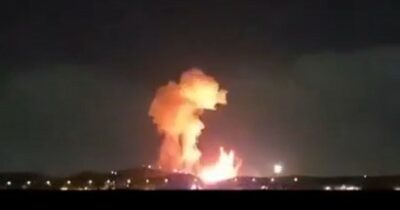 Copertina di Usa colpiscono deposito di munizioni in Iran: Trump posta il video. Missili contro Israele, esplosioni a Gerusalemme