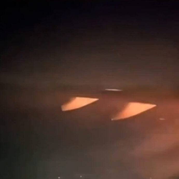 Motore dell’aereo esplode durante il decollo: paura per 380 passeggeri di un Airbus della Delta – Video