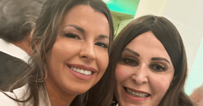 Da Santanché e Sangiuliano a Elkann e Alberto di Monaco: la galleria dei selfie di Claudia Conte sui social