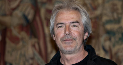 Copertina di “Non riuscivamo ad avere figli. Avevamo deciso di adottare un bimbo peruviano e mia moglie è rimasta incinta. Forse uno sblocco psicologico”: così Tullio Solenghi