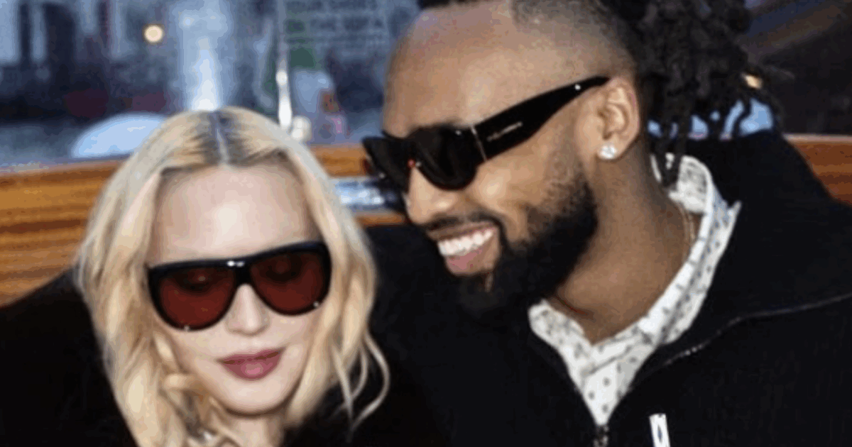 Madonna e la romantica gita a Venezia con il compagno Akeem Morris, sul set della seconda stagione di “The Studio” e il revival di “Like a Virgin” con Julia Garner