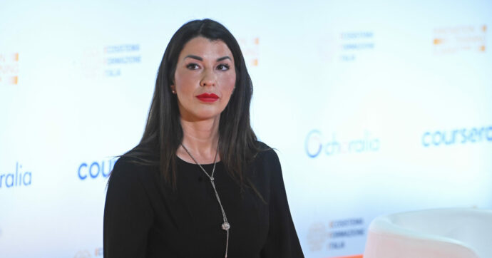 Firenze, Claudia Conte e la nomina nel Cda della Fondazione museo Marini: l’interrogazione in Consiglio comunale