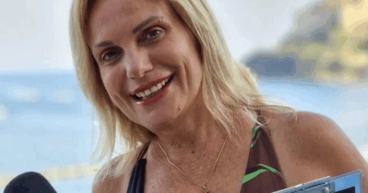 È morta a 57 anni Lorenza Licenziati, addio alla conduttrice del programma “In città”. L’ultimo messaggio sui social: “È il momento peggiore della mia vita”