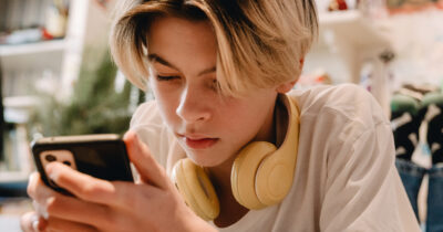 Copertina di Timori dem: “Sui social finirà come coi coltelli”