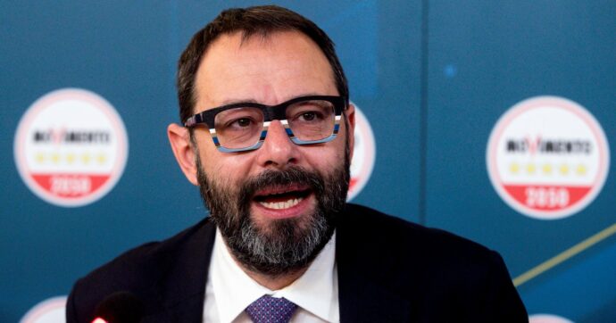 Stefano Patuanelli: “Meloni è in totale confusione. Primarie giallorosa necessarie”