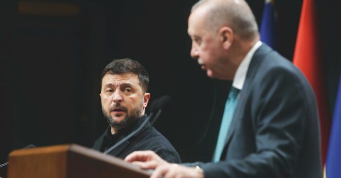 Zelensky vede  Erdogan: “Più  cooperazione sulla sicurezza”