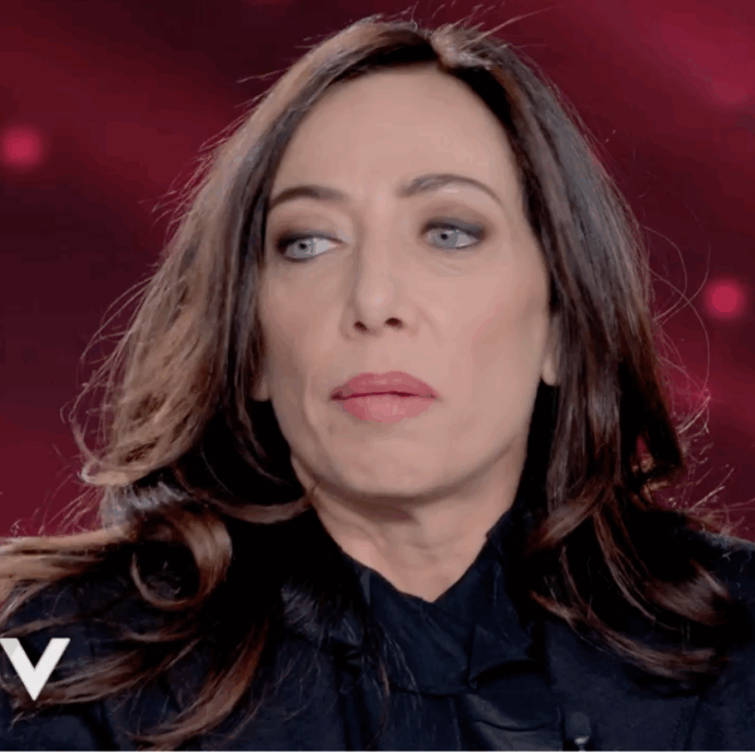 “Mamma Enrica Bonaccorti ha avuto un’emorragia, ho capito subito che non ne sarebbe uscita. Ero arrabbiata e sofferente, poi una signora mi ha detto di lasciarla andare”: così Verdiana a Verissimo