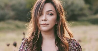 Copertina di “Ti svegli alle tre di notte, non riesci a dormire e ti chiedi: ‘E se avessi fatto in modo diverso?’. Ecco perché si resta bloccati sempre negli stessi errori”: i consigli di Maria Beatrice Alonzi