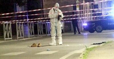 Copertina di Ragazzo di 20 anni massacrato in strada a colpi di spranga e coltellate a Crema: l’aggressore ha 17 anni