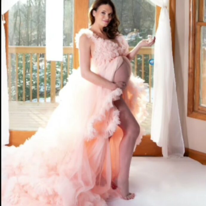 “A 49 anni sono appena diventata mamma grazie al seme di mio marito morto 11 anni fa: quando abbiamo saputo che aveva un tumore al cervello ha congelato tutto”: parla Laura Orrico