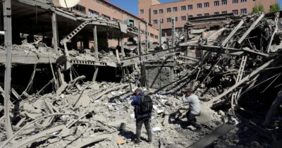 Copertina di Iran, catene umane e appelli: anche la diaspora dice basta agli Usa