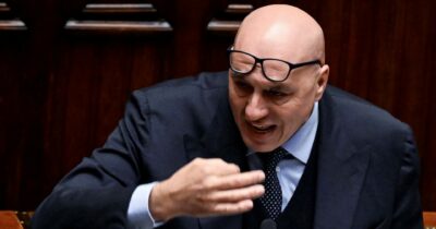 Copertina di Crosetto: “Basi Usa, rispettati i patti”. Meloni prova a smarcarsi da Trump