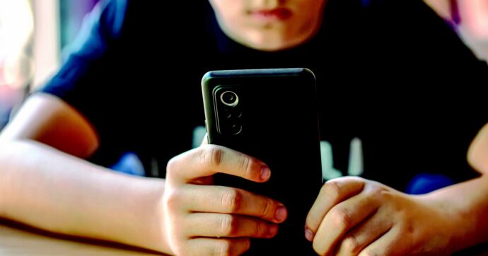 Verifica dell’età per i porno: il Tar accoglie il ricorso dei siti