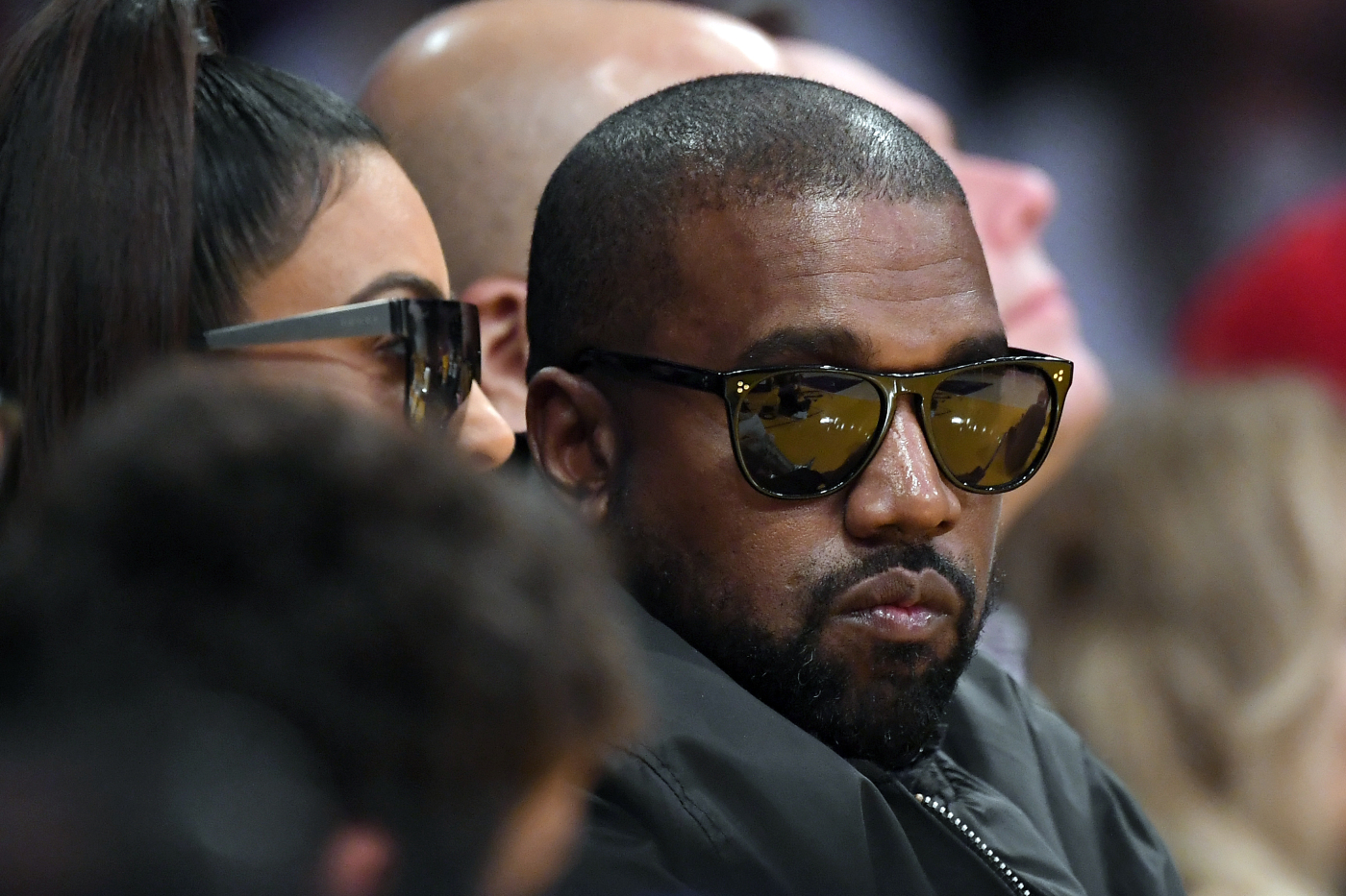 “Nessun concerto del filo-nazista Kanye West a San Pietroburgo”: la Russia rimbalza il rapper dopo le polemiche per la sua canzone “Heil Hitler”