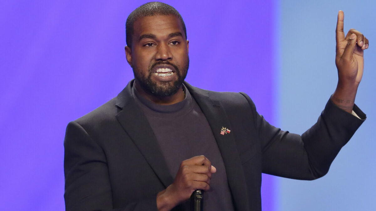 “È antisemita, non permetteremo a questo individuo di guadagnare milioni nel nostro Paese”: l’attivista russo Vitaly Borodin chiede di annullare i concerti di Kanye West a San Pietroburgo