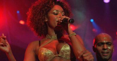 Copertina di “Non tutte le Spice Girls sono oneste, ho i miei dubbi che un documentario su di noi possa funzionare”: Mel B perplessa. La girl band festeggia il 30esimo anniversario