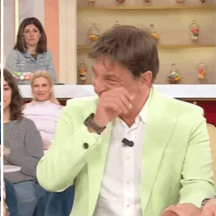 “Ho subito un grave lutto, ho perso un affetto. Dopo 17 anni è morta la mia gattina”: Paolo Fox scoppia in lacrime in diretta a I Fatti Vostri