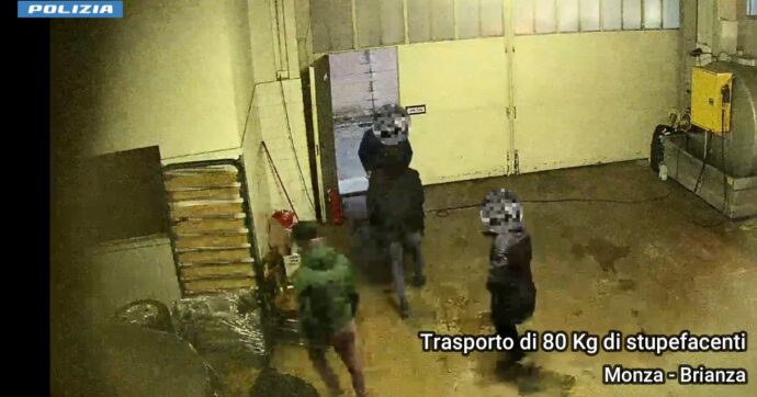 Maxi operazione contro la ‘ndrangheta tra Calabria e Lombardia, nel video la scoperta di armi e droga