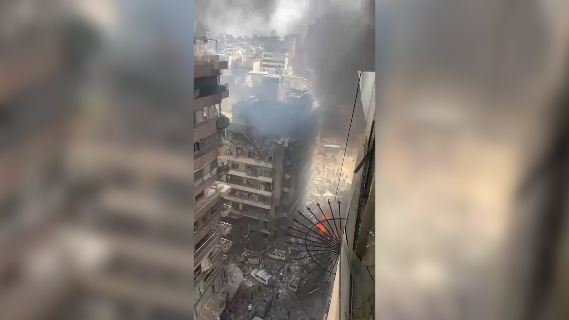 Libano, macerie e morti a Beirut: le immagini della devastazione dopo i bombardamenti a tappeto israeliani