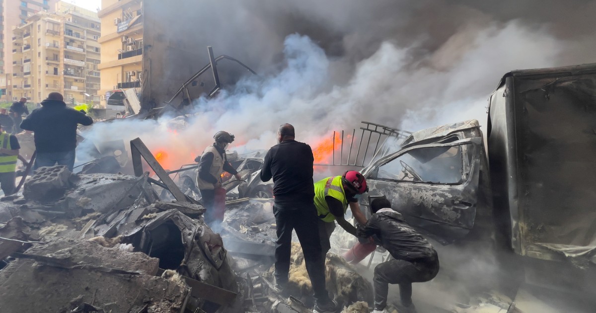 Israele oscura l’accordo sull’Iran: 160 bombe in 10 minuti sul Libano, centinaia tra morti e feriti. Premier: “Strage di civili”