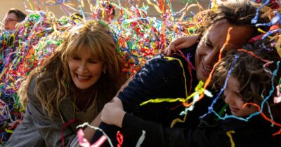 Copertina di “È l’ultima battuta?”: la crisi coniugale secondo Bradley Cooper è una specie di “Kramer contro Kramer” venato di taglienti risate da cabaret