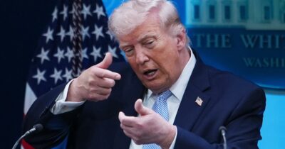 Copertina di “Sempre più persone negli Usa considerano Trump un leader fuori controllo”: la sociologa Theda Skocpol analizza la parabola del presidente