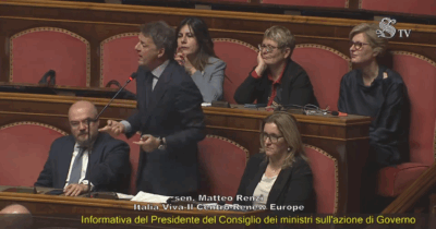 Copertina di Renzi a Meloni: “Il vostro governo ‘Vinavil’ ha una data di scadenza molto chiara, nel 2027 tocca a noi” – Video