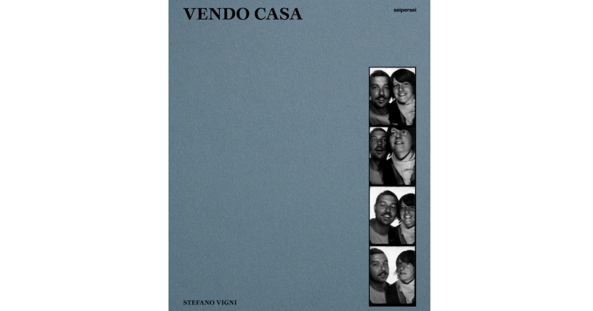 ‘Vendo casa’: così si torna all’album di famiglia, dove la fotografia è memoria personale