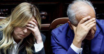Copertina di Governo, Meloni in aula si fa andreottiana: “Andiamo avanti, senza rimpasti”