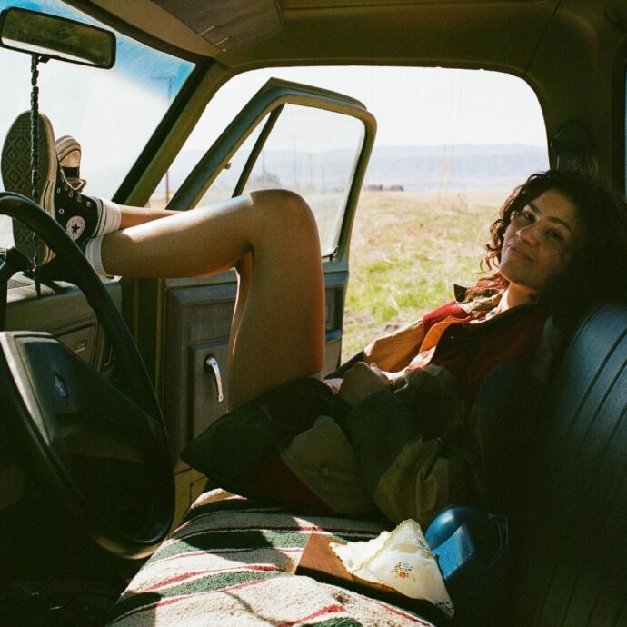 OnlyFans, narcotraffico, matrimoni e il gelo tra Zendaya e Sydney Sweeney: arriva “Euphoria 3”. Ecco cosa aspettarci dalla nuova stagione (contiene spoiler)