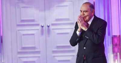 Copertina di Scontro su Vespa dopo la sfuriata a Provenzano, Pd: “Inaccettabile”. Fdi difende il conduttore: “Baluardo di pluralismo”