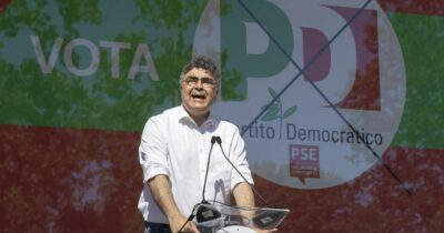 Copertina di Emanuele Fiano verso l’addio al Pd, scontro sul gemellaggio con Tel Aviv: “Difficile restare nel partito”