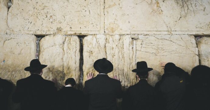 La burla di Roth,  vittima del Mossad e degli antisemiti