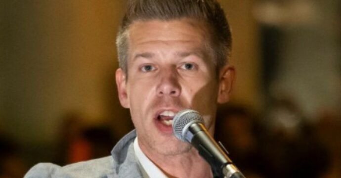 Chi è Peter Magyar, nuovo premier ungherese: dal poster di Orban in cameretta al simbolo della nuova Europa