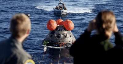 Copertina di Artemis II, missione compiuta: il rientro sulla Terra è riuscito. Dall’ingresso in atmosfera allo splashdown nel Pacifico. Tutte le fasi finali della missione